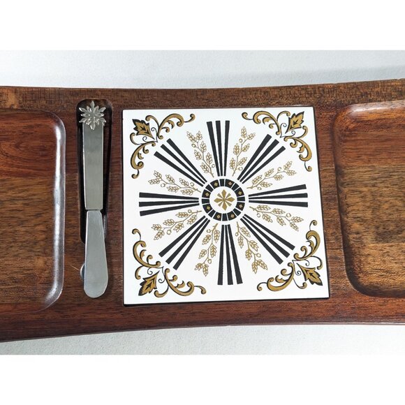 Vintage charcuterie board with inset tile, wooden cheese tray, decorative wooden - Picture 6 of 10